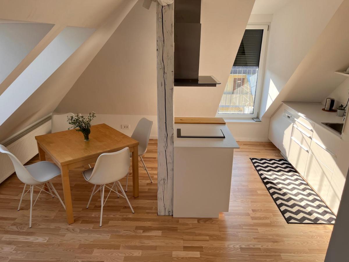 Apartment Malina - Free Private Parking Ljubljana Kültér fotó